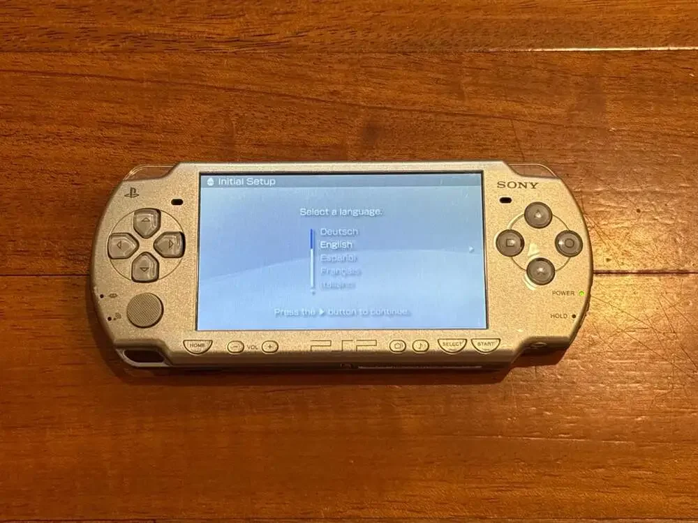 Sony PSP 2000 Slim Silver Console Works UMD Drive Not Working Parts Repair OEM